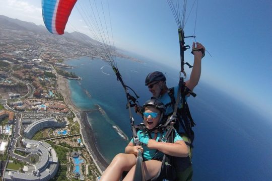High Performance Paragliding Tandem Flight in Tenerife South