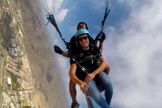 Acrobatic Paragliding Tandem Flight in Tenerife South