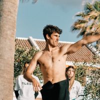 Surfing & Windsurfing