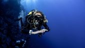 Best dive school - family deep diver course