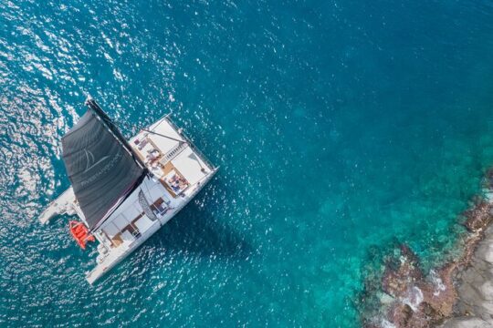 Luxury Catamaran Cruise with Brunch and Unlimited Drinks